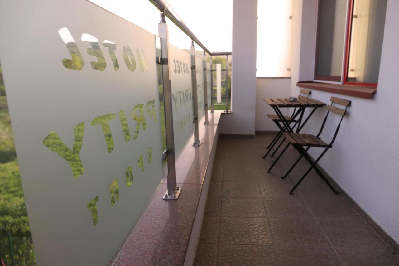 גורנה אוריאחוביצה Prity Sport Botique Hotel מראה חיצוני תמונה